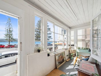 230 Oriental Parade, Oriental Bay, Wellington