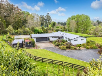 37 Lochiel Road, Rukuhia, Hamilton