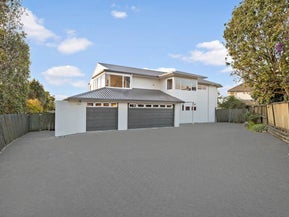 7 Ayrshire Place, Somerville, Manukau