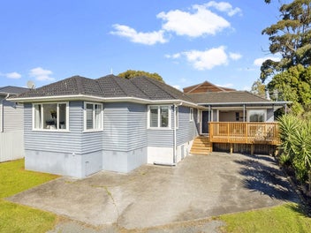 1/324 Swanson Road, Henderson, Auckland
