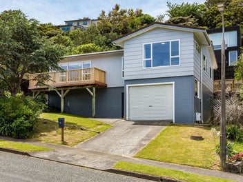 85 Leeward Drive, Whitby, Porirua