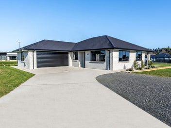 25 Glenda Place, Seaward Bush, Invercargill
