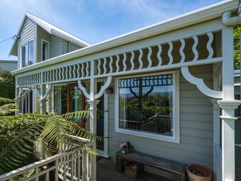 14 Moerangi Street, Broad Bay, Dunedin