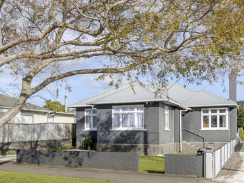48 Doone Street, Lynmouth, New Plymouth