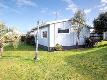 11 Vennell Street, Leamington, Cambridge