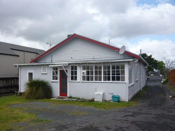 6C Edgecumbe Street, Whitiora, Hamilton