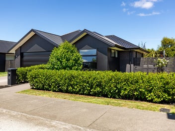 41 Rosslands Avenue, Karaka, Papakura