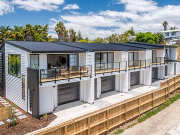 52D Lauderdale Road, Birkdale, Auckland