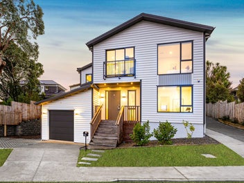 4A Ramillies Place, Glenfield, Auckland