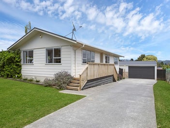 9 Ohira Place, Henderson, Auckland
