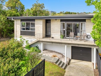 65 Stanaway Street, Hillcrest, Auckland