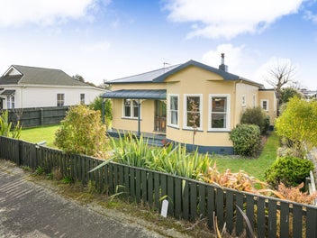 17 Douglas Street, West End, Palmerston North