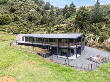 762 Russell Road, Whakapara, Hikurangi