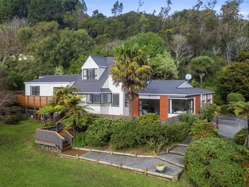 136 Moores Valley Road, Wainuiomata, Lower Hutt