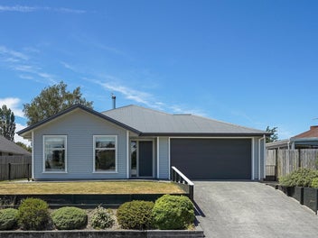 4 Levin Street, CHEVIOT, CHEVIOT