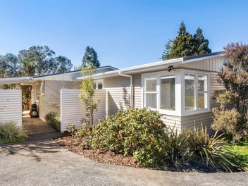 1/7A Woodvale Road, Glen Eden, Auckland