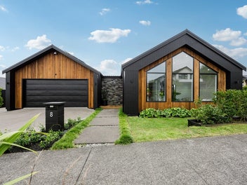 8 Walter Lawry Road, Paerata, Pukekohe