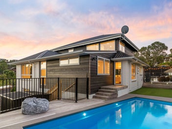 34 Parr Terrace, Castor Bay, Auckland