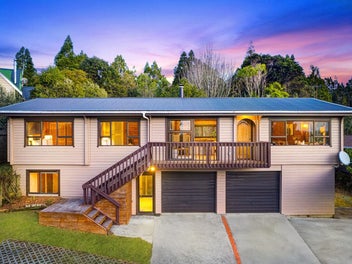 98 Daffodil Street, Titirangi, Auckland