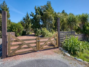 142 One Mile Line Road, Arahura Valley