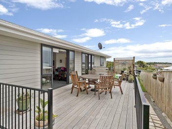27 Matenga Street, Waikanae