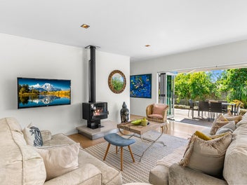 8 Grove Road, Mangawhai Heads, Mangawhai