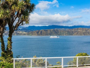 131 Nevay Road, Karaka Bays, Wellington