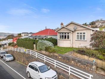 125 Caversham Valley Road, Calton Hill, Dunedin