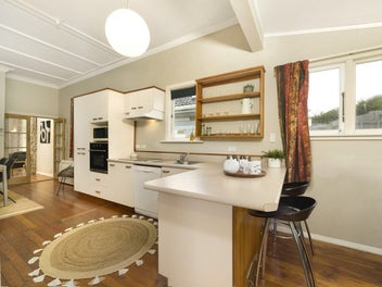 28 Bernard Street, Kenmure, Dunedin