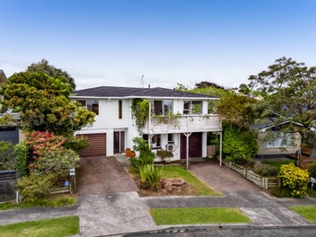 13 Fairfax Terrace, Frankleigh Park, New Plymouth