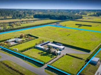 16 Mcclelland Road, Christchurch