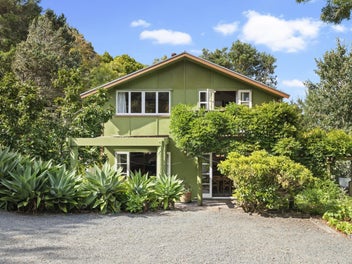 1157 Old North Road, Helensville, Helensville