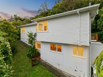 7 Cheshire Street, Northland, Wellington