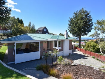 6 Gilkison Street, Halfway Bush, Dunedin