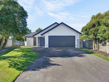 8 Oldham Place, Darfield, Darfield
