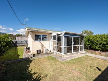 2/64 Golf Road, Tahunanui, Nelson
