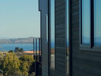 21 Coprosma Crescent, Waipahihi, Taupo