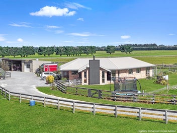 171 McPhedrons Road, Burnt Hill, Oxford