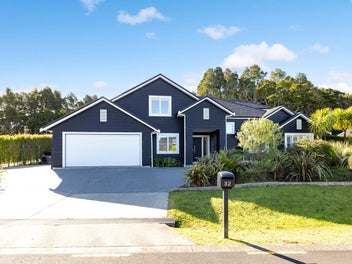 32 Awanui Crescent, Matakana, Matakana