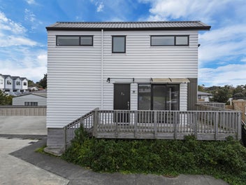 1/15 Rush Place, Mangere, Auckland