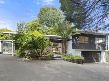 57 Hill Road, Hillpark, Auckland