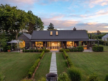 162 Monument Road, Papakura