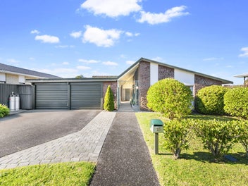73 Becroft Drive, Forrest Hill, Auckland
