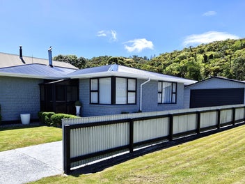55 Main South Road, Karoro, Greymouth
