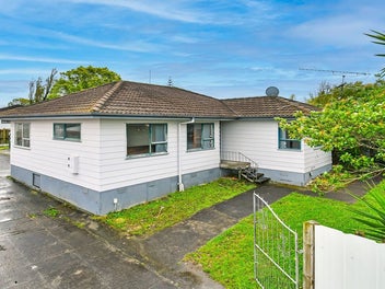 37 Secretariat Place, Randwick Park, Auckland