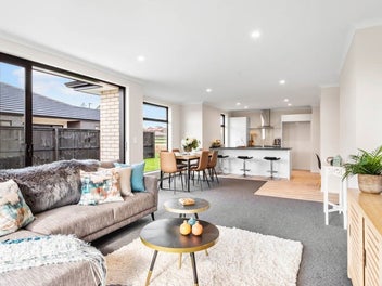 15 Puhitahi Hill Road, Paerata, Pukekohe