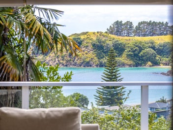 25 Miro Road, Palm Beach, Waiheke Island