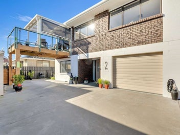 2/502 Devon Street East, Strandon, New Plymouth