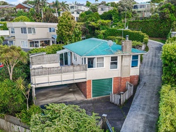 1/26 Jellicoe Road, Murrays Bay, Auckland