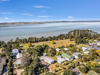 33 James McLeod Road, Shelly Beach, South Head